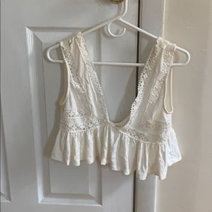 White cropped tanktop knit blouse